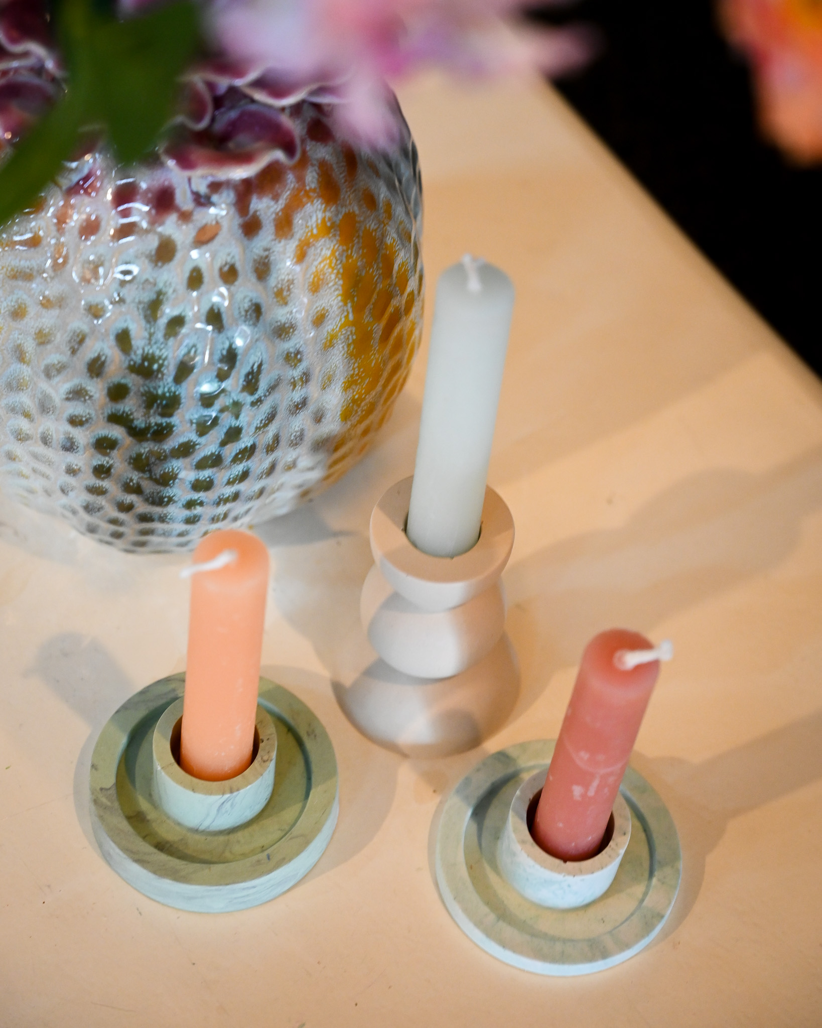 Jesmonite gieten workshop, Atelier ES&ZO Jesmonite gieten workshop, Atelier ES&ZO