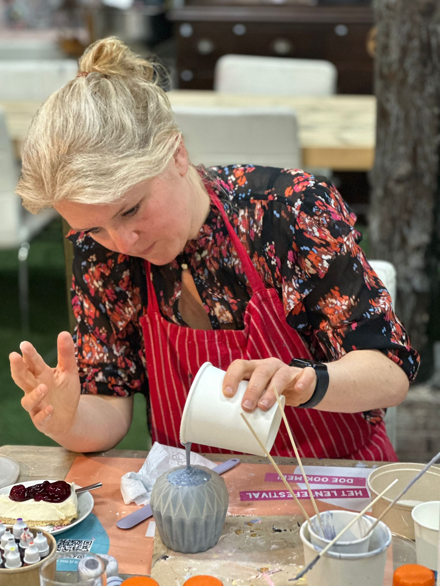 Jesmonite gieten workshop, Atelier ES&ZO Jesmonite gieten workshop, Atelier ES&ZO